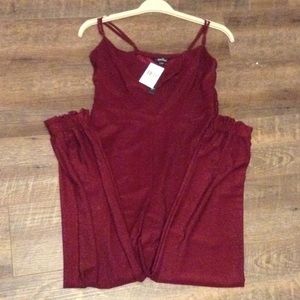 Wine colored sparkling jumper
